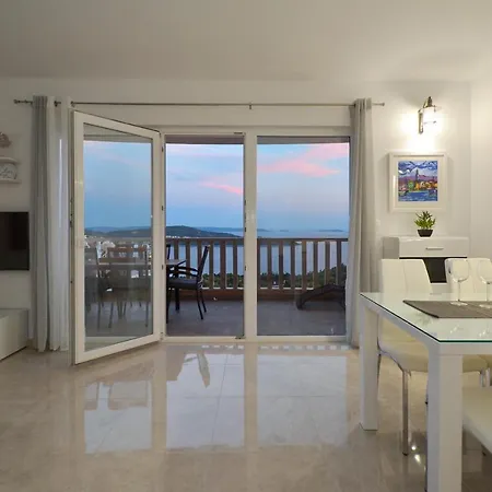 Apartment Elza Trogir