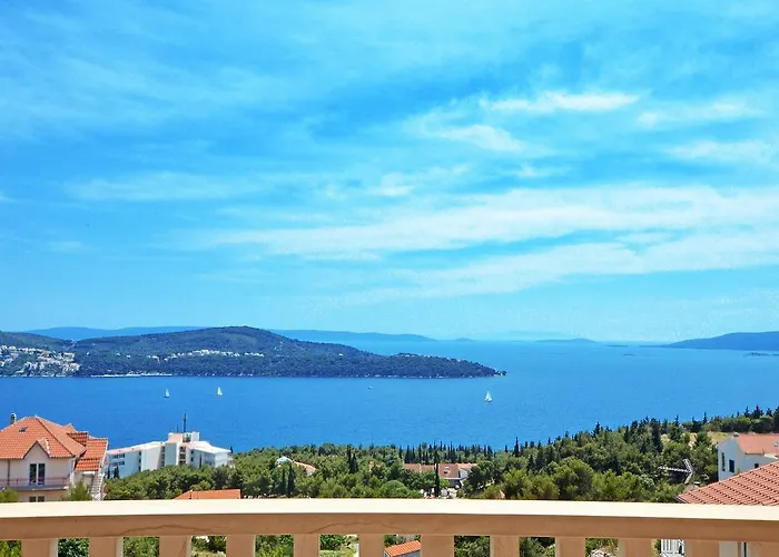 Apartment Elza Trogir