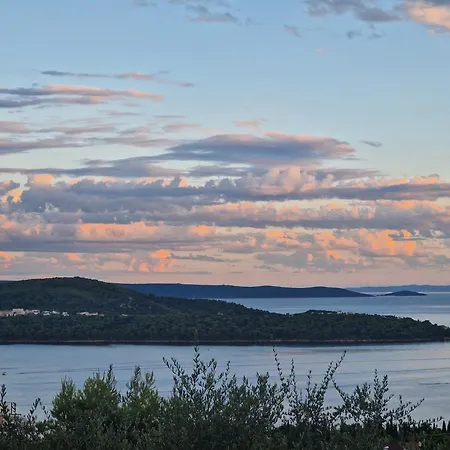 公寓 Elza 特罗吉尔