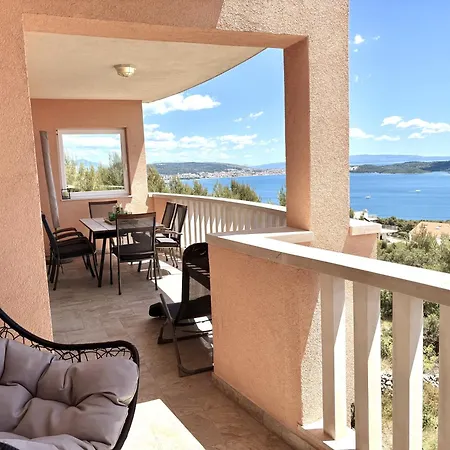 Apartament Elza *