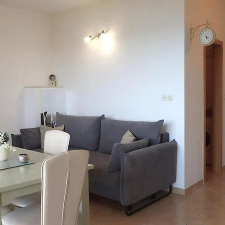 Elza Apartament