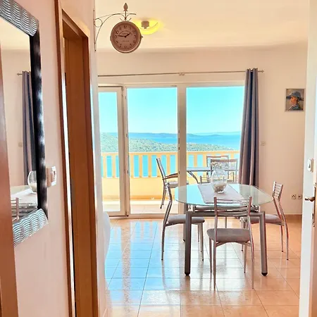 Apartament Elza *
