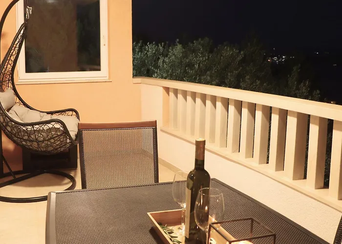 Elza 公寓 特罗吉尔